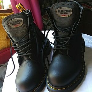 Dr.Martens